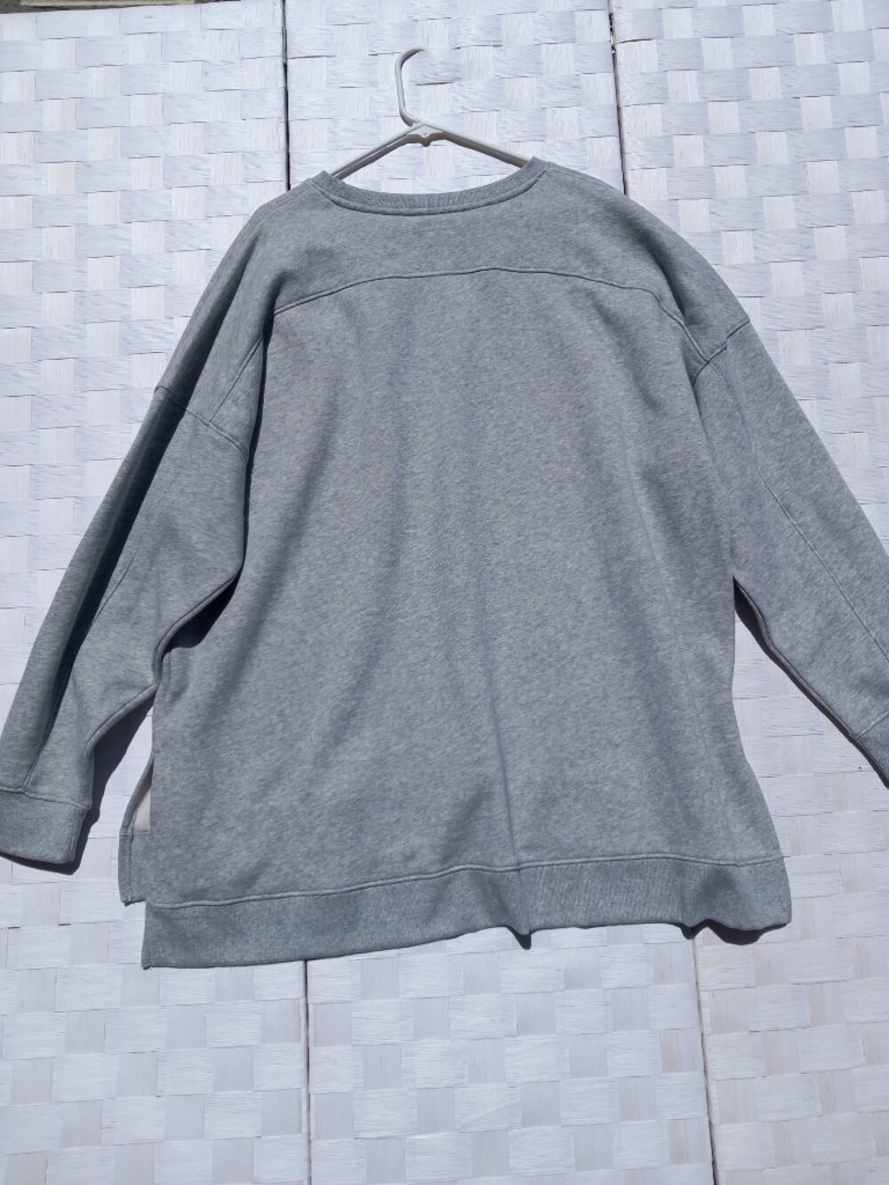 Tek Gear Ultrasoft Light Gray Fleece Sweatshirt